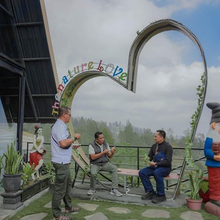 Hotel Nature Bromo And Resort Pasuruan Exteriér fotografie